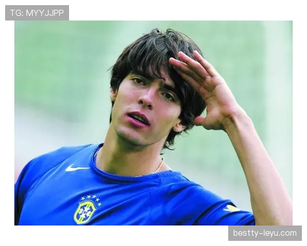 卡卡技术全面升级，持续引领足球战术创新与球员发展新趋势